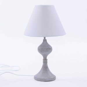 Lampada da tavolo grigio/ecru in ferro lavorato