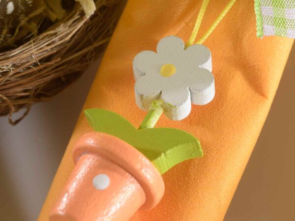 Scatola con 11 decorazioni Pasquali in legno - immagine 2