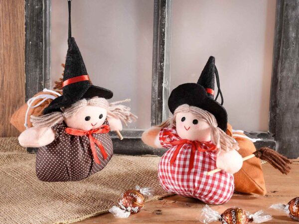 Befana con sacco portadolci in stoffa - immagine 2