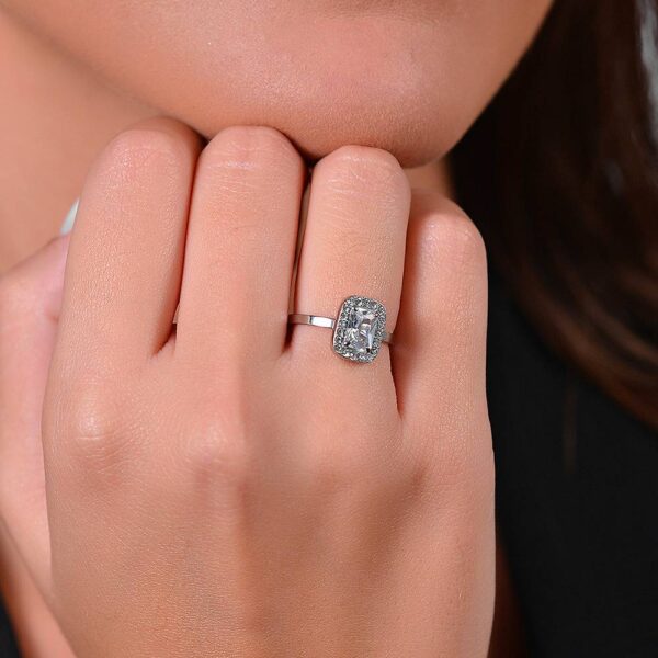 Anello donna in acciaio con cristalli e zircone - immagine 3