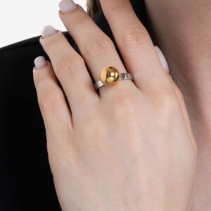 Anello donna in acciaio con sfera IP gold