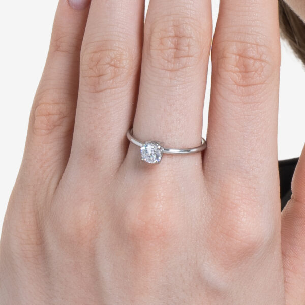 Anello donna in acciaio con zircone - immagine 3