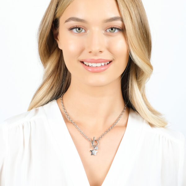 Collana donna in acciaio con stella e cristalli - immagine 4