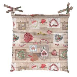 Cuscino sedia con cuori patchwork